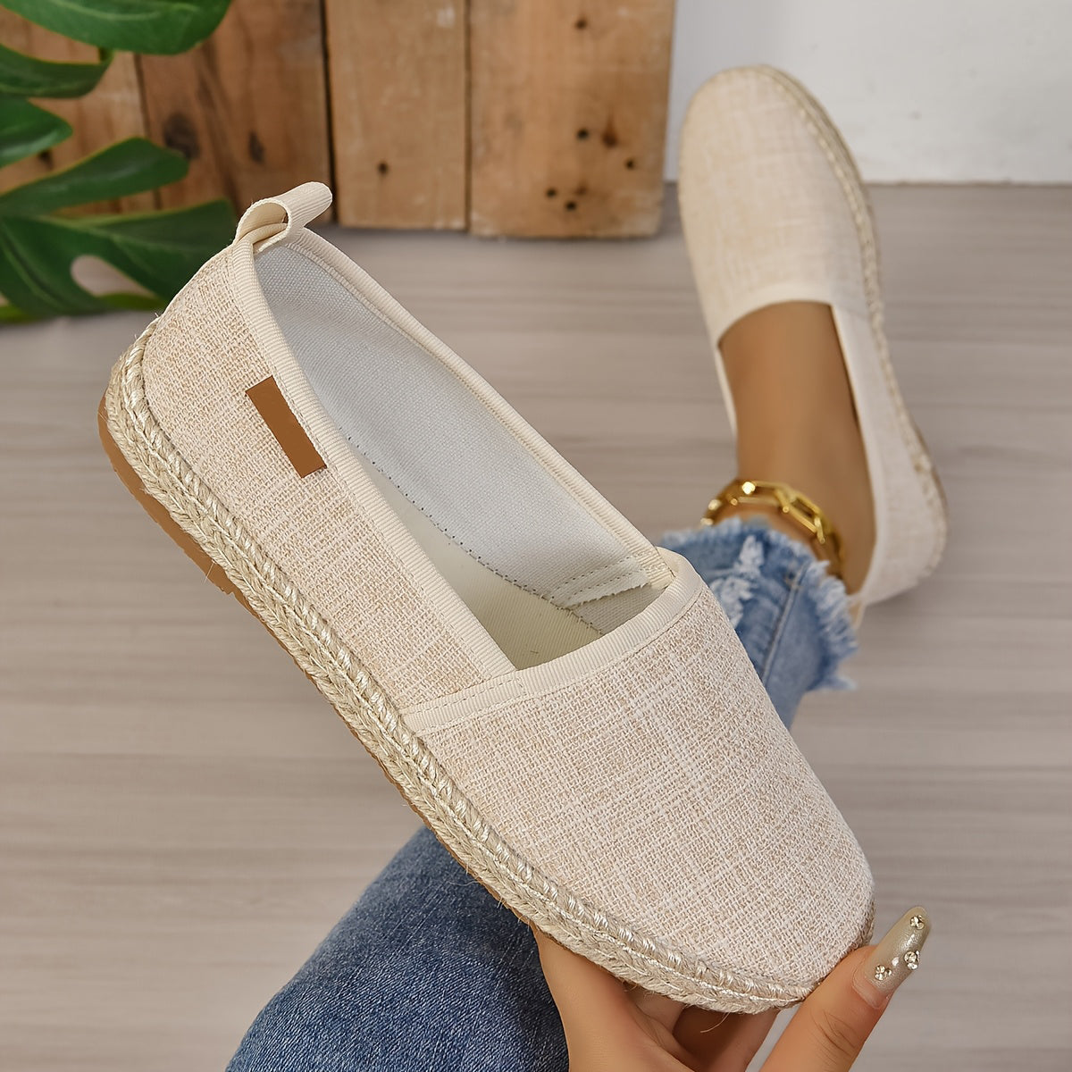 Beatrice Breeze Linen Slip-Ons